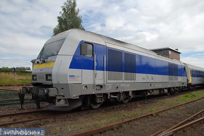 2016.08.20SEM223144.2